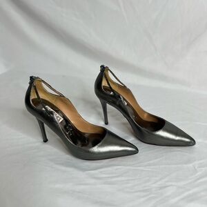 Badgley Mischka pumps size 7M